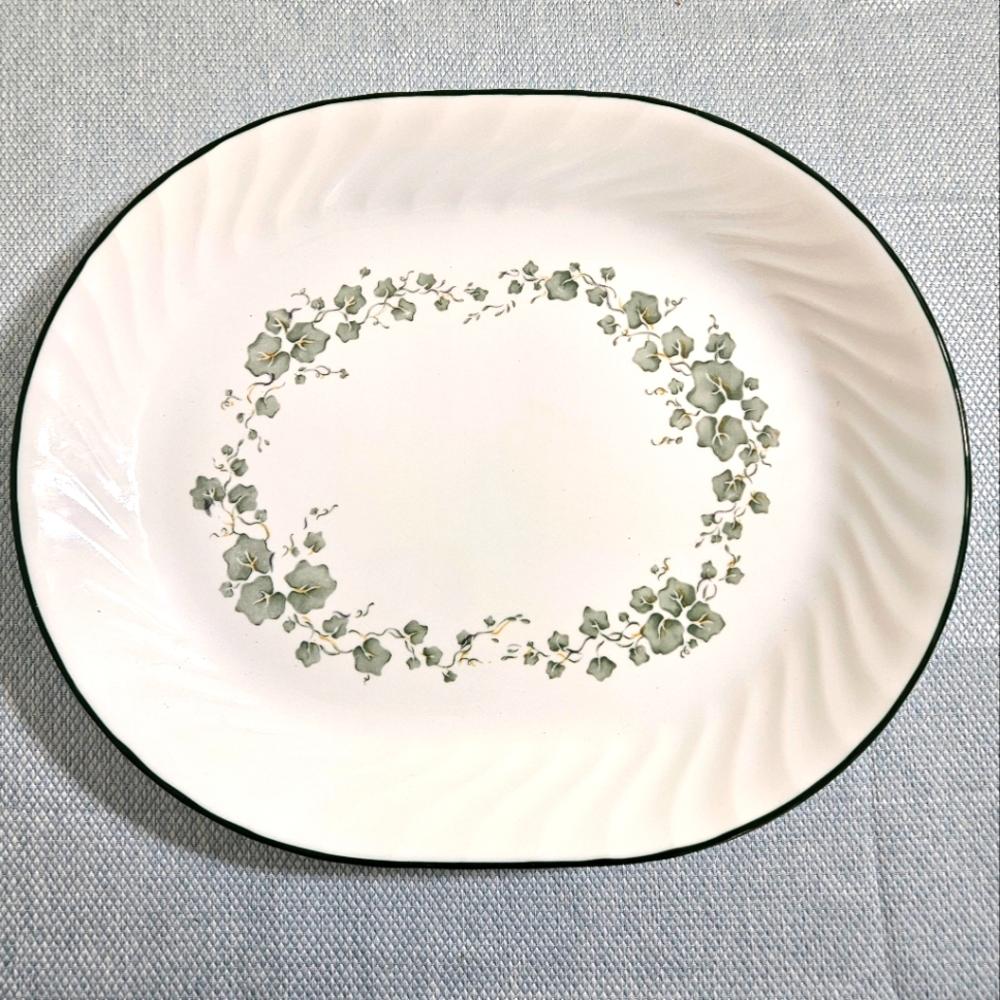 Vtg. Corningware Callaway Ivy Oval Serving Platter Green White USA Y2K Discd 12"